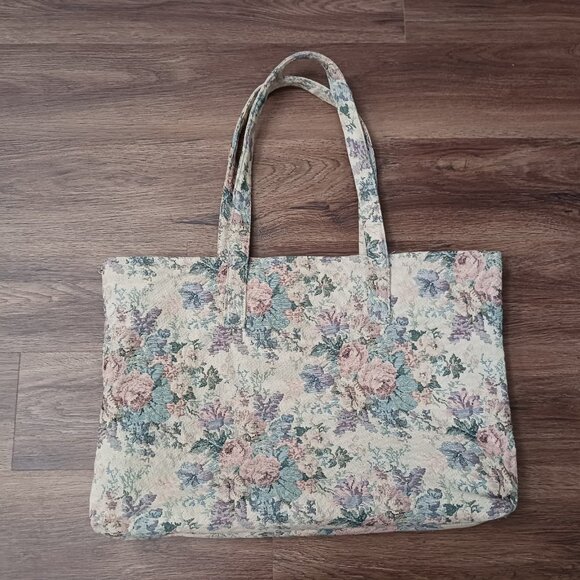 Vtg Victoria’s Secret 1990s Floral Tapestry Shoulder Bag Gold Label Cottagecore - Picture 4 of 4